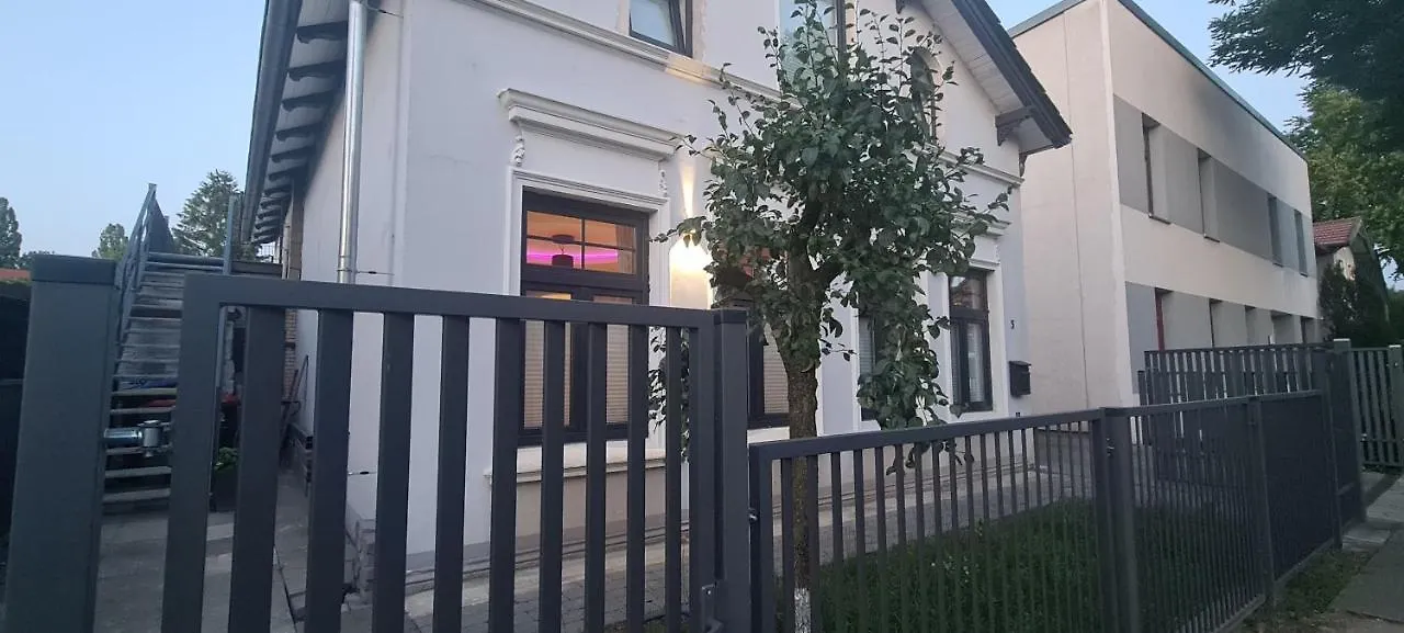 Suite&Enjoy Hamburg location
